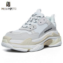 Load image into Gallery viewer, 2020 Woman Vulcanize Shoes Celebrity Chunky Sneakers Women Trendy Dad Sneakers Mesh Platform Shoes mujer vulcanizar los zapatos
