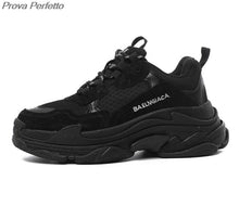 Load image into Gallery viewer, 2020 Woman Vulcanize Shoes Celebrity Chunky Sneakers Women Trendy Dad Sneakers Mesh Platform Shoes mujer vulcanizar los zapatos
